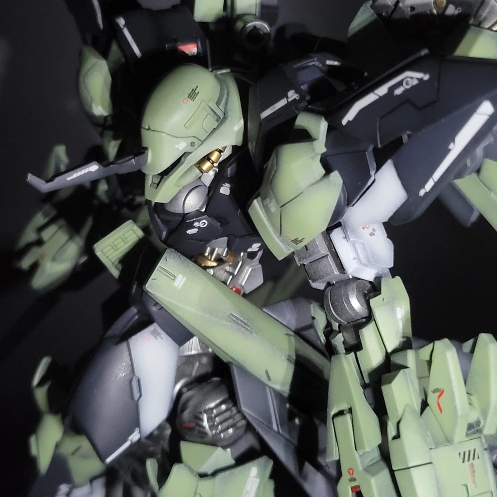 お腹の接続はクソ見にくいですが、ジャンクの詰め合わせでそれっぽくしてます。