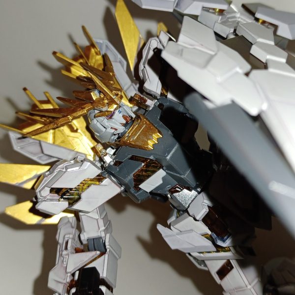 バンシィノルン（エゥーゴカラー）