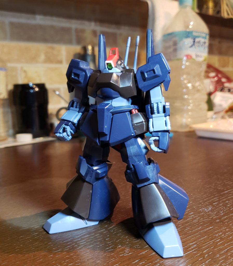 改修後。だいぶシュッとしたかなと思います。ここからプラ板、スジボリなどでディティールアップしていきます。