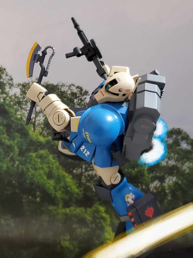 陸戦ガンダムタイプの攻撃を回避しながら接近⚔️❗