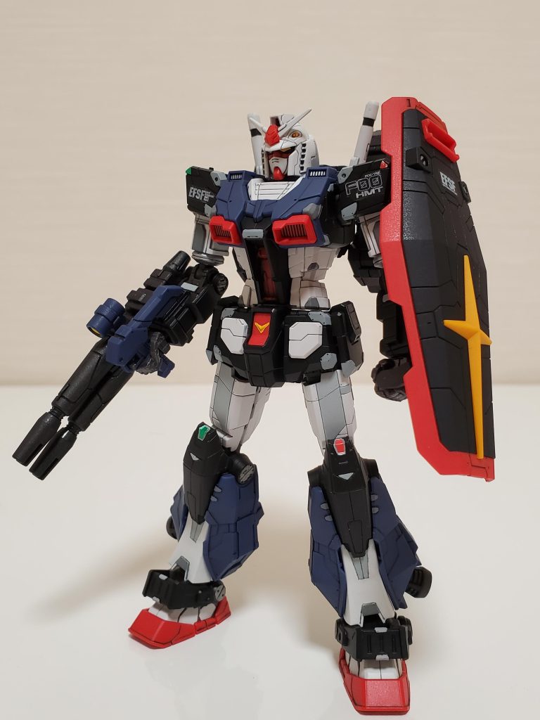 ガンダム高機動型胸部ダクトのイエローをレッドに変更しました。あと各所にアクセント程度の塗装を。