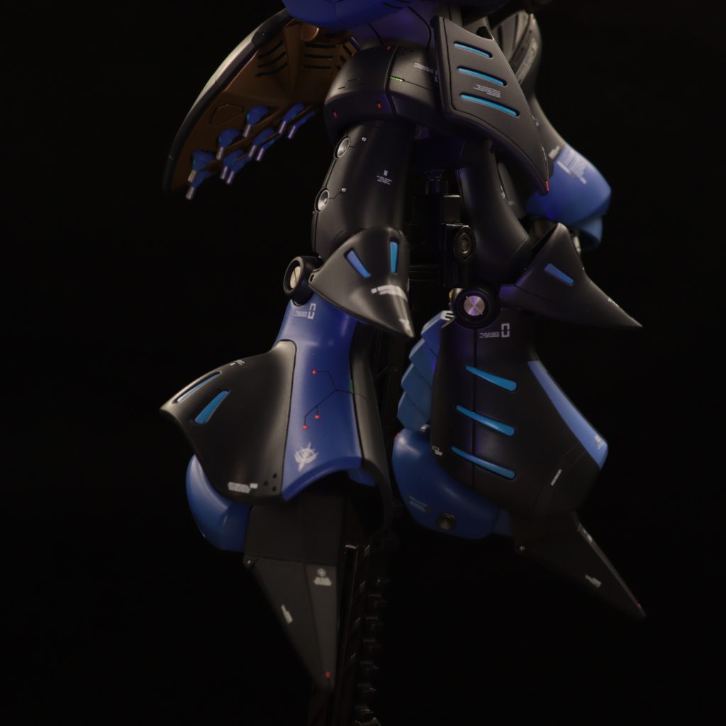 今回始めてブラックライト当てながらの撮影をしましたが面白いですね！ファンネルとかも光らせたりと小技が効きます。今後ハマりそうです笑最後まで閲覧いただきありがとうございました!!