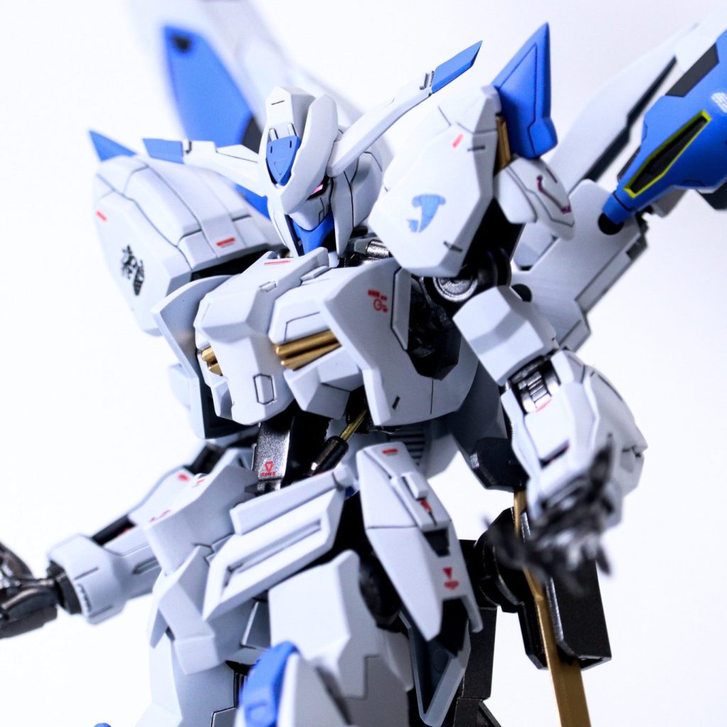 おしゃれ】 HG ガンダムバエル 腕部 ガンプラ ジャンクパーツ