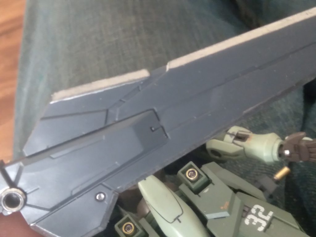 The edge was done with a chrome marker