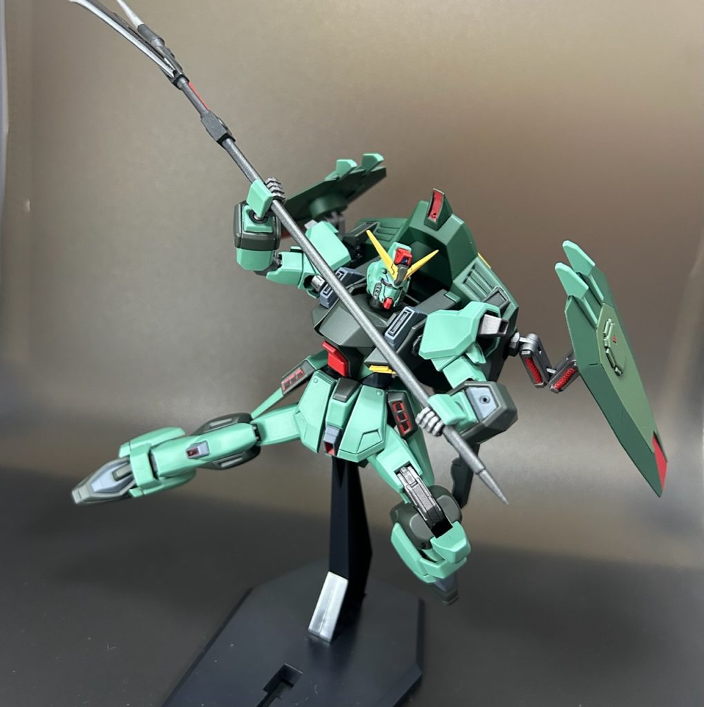 鎌はポージングが難しいですが、広くなった可動範囲でほぼカバーしてくれます。