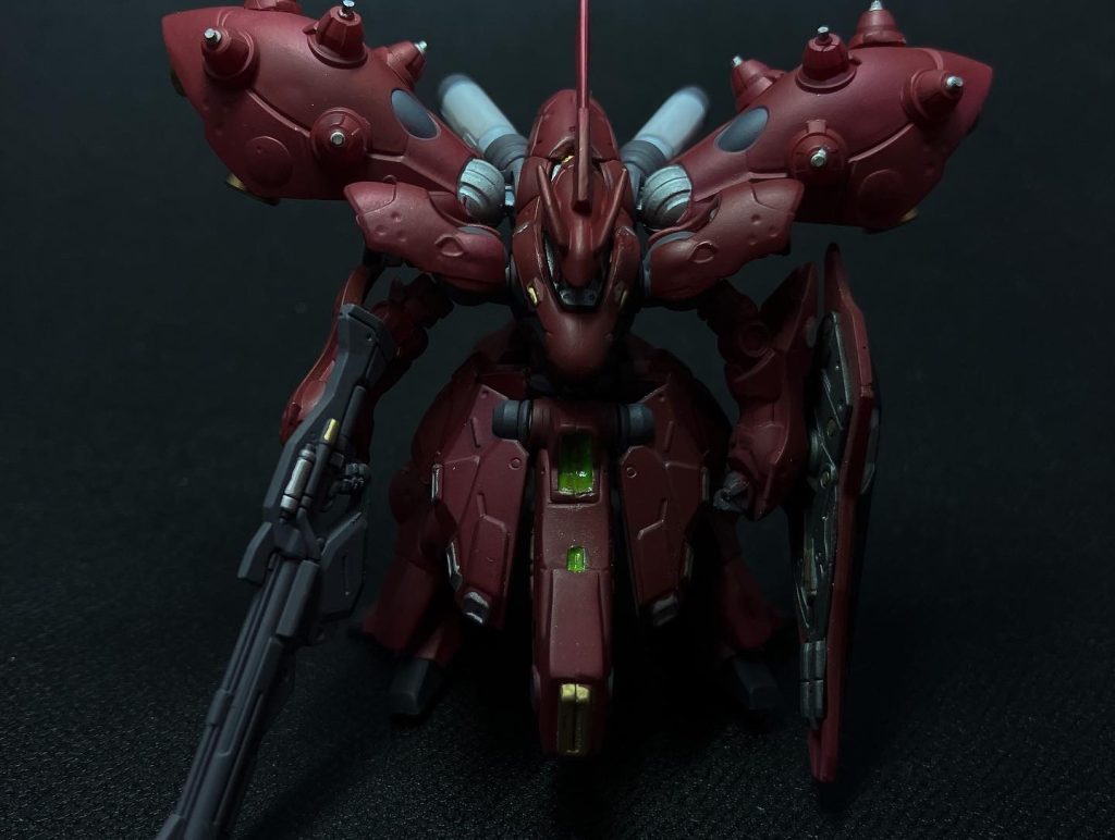 ガンダムアーティファクト:ナイチンゲール 全塗装–4枚目/制作者：@Nekohige0511