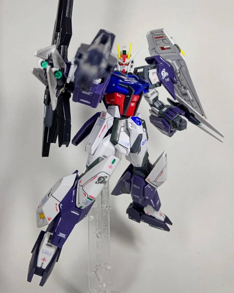 ストライクガンダム–3枚目/制作者：いやほん