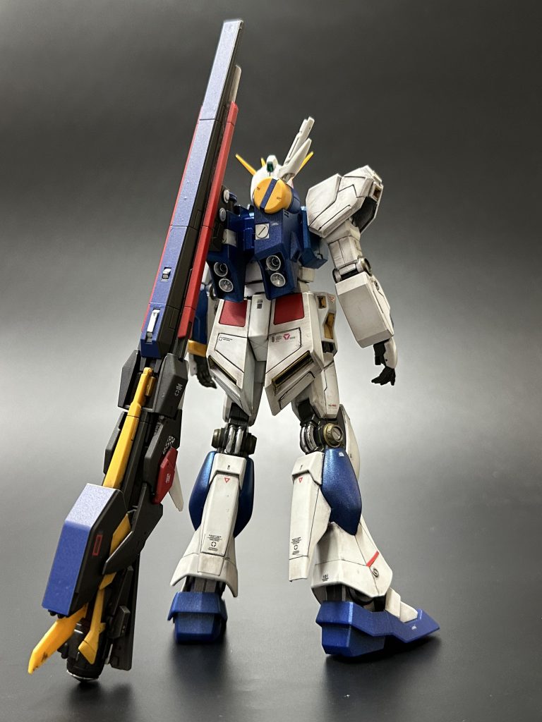 EG 1/144 RX-93ff νガンダム–3枚目/制作者：ひろ吉