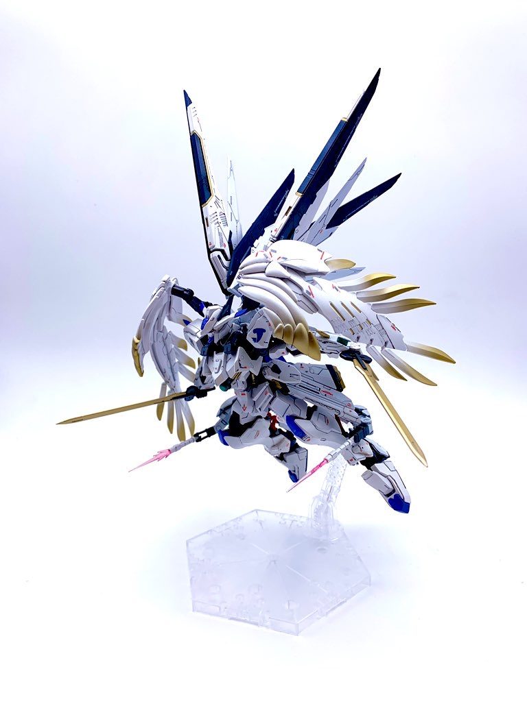 高機動の格闘戦を仕掛けます