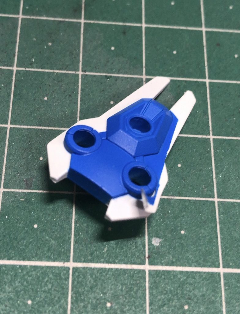 付属のシールで塗り分け。