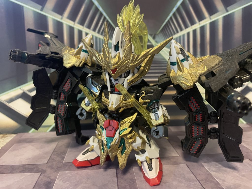 こちら重武装にて展開した姿が素晴らしいですね。