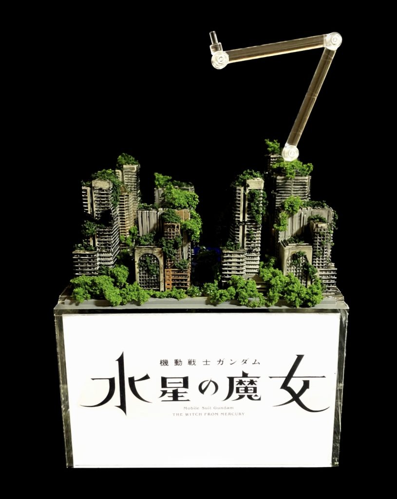 ビルはジオクレイパーより。ジオラマ素材を貼り付けて廃墟感を出しています。