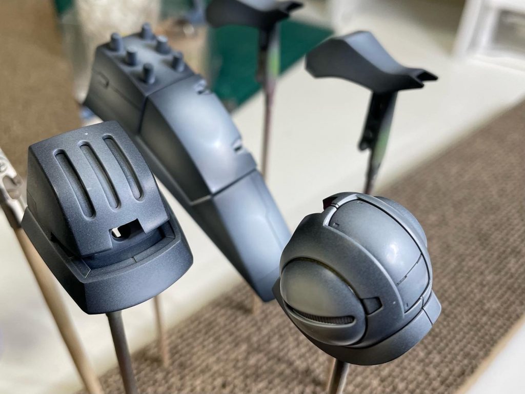 塗装途中、、。後からしらべたら、、戦車なんかで やる手法みたいです(汗