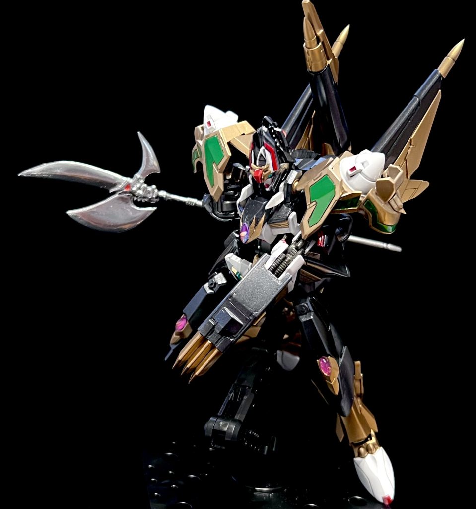 ▲腕+アームガードはフラウロスを使用しており、爪を展開することが可能です胸と膝の宝玉は100円ショップのジュエルシールにクリアレッドのレジンを盛っています