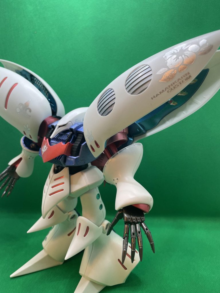 デカール貼りが難しすぎて・・・