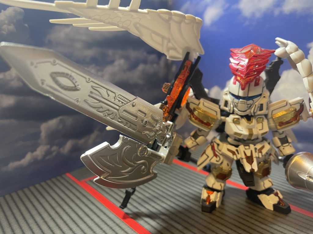 右手のヒートハルバードはサザビーさんとサーペントさんからそれぞれ微改造。