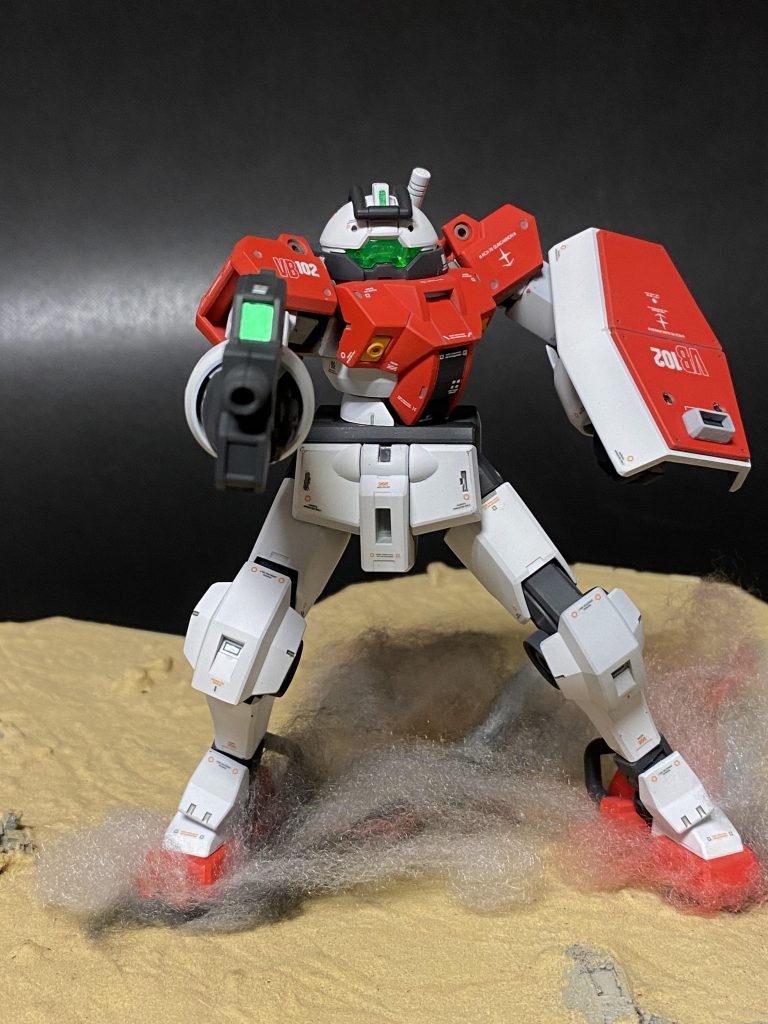 ジョギング中を襲われて切れる。足首に1関節増やしてるのもあって、かなりの可動範囲。