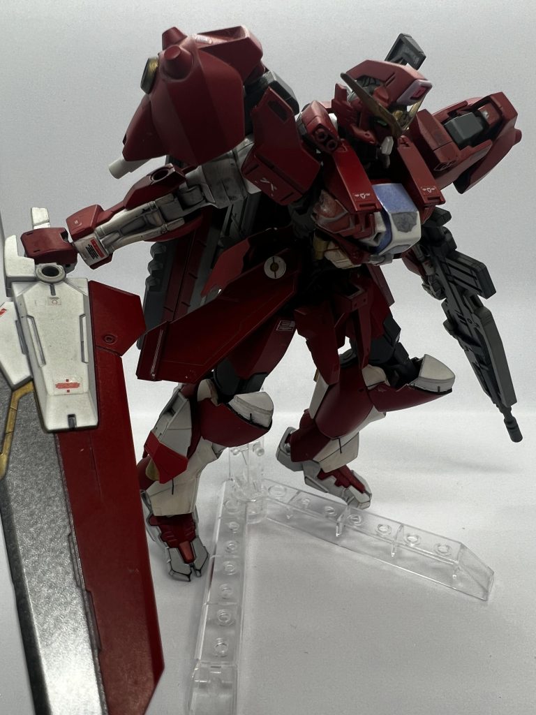 ガンダムテスタロッサ一番最初に投稿した期待で試行錯誤悪戦苦闘しながら作った機体