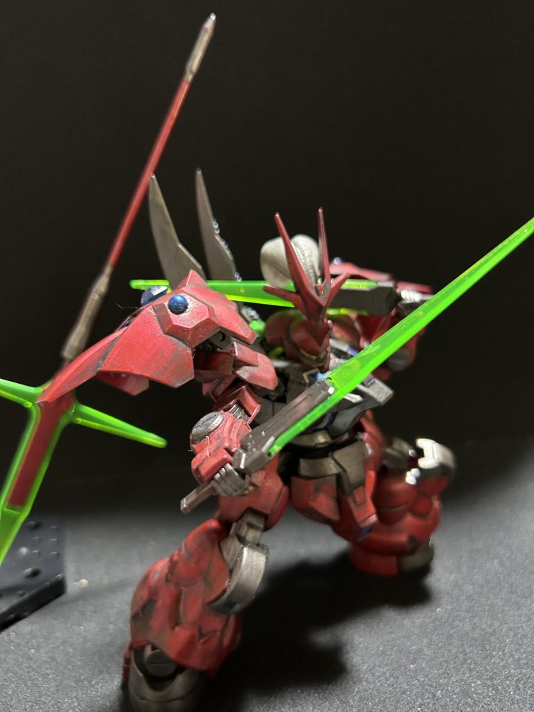 続いては盾からレーザートーチを引き抜き二刀流スタイルで戦い勝機が見えたらシステム発動をして敵を墜としていくイメージです。