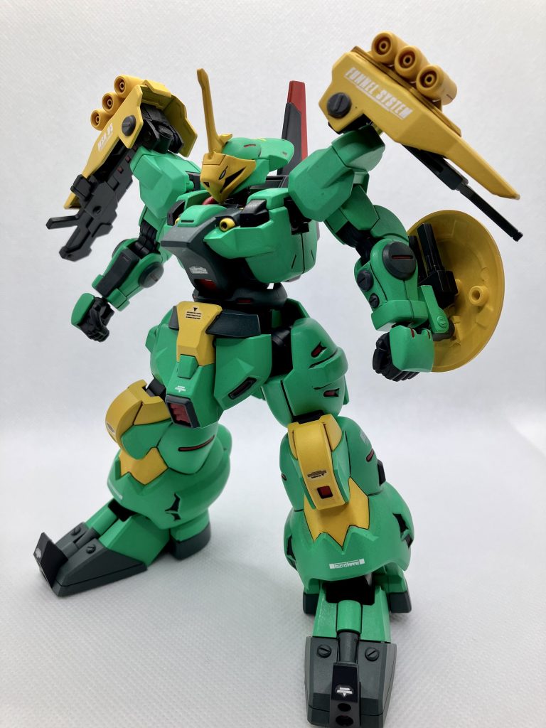 カラーリングも一般機とは異なる