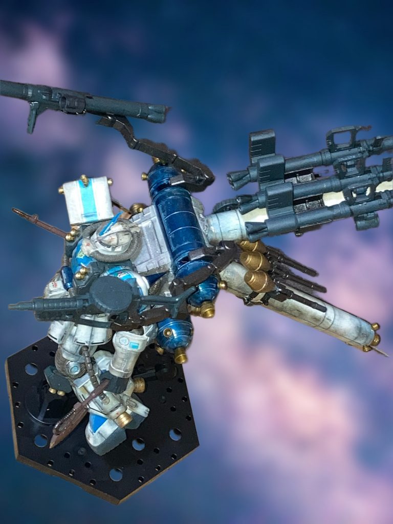 武器の多さに心が折れそうでした。サイコザクはモチベーションとの闘いのキットですね。