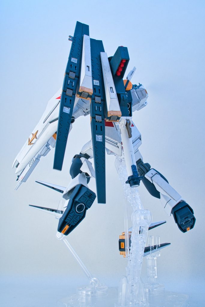RX-93_νガンダム_EG+HG–4枚目/制作者：おすぎ