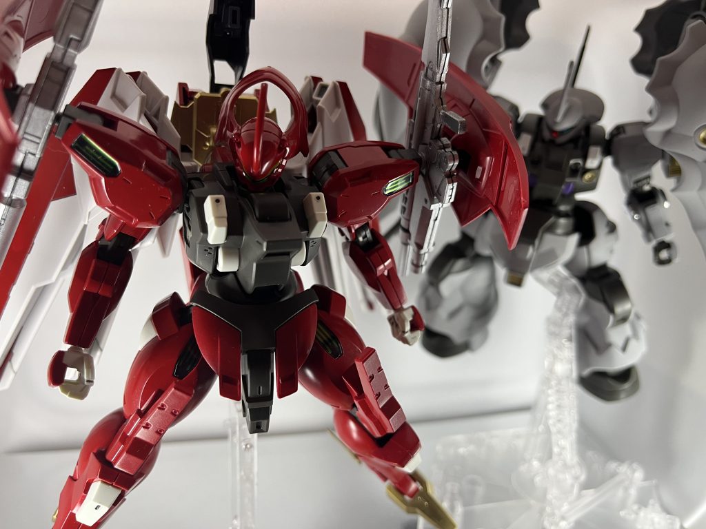 最後はディランザBと2ショットグエル『下がってろ、お前は俺が守る！スレッタ『わ、訳分かんないです(照トマト博士(早く帰って僕もラクスといちゃつこ…以上、ダリルバルデFでした！