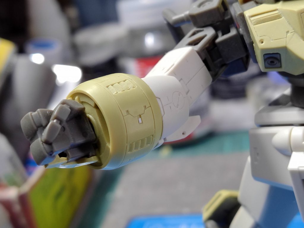 腕部ディテール追加後