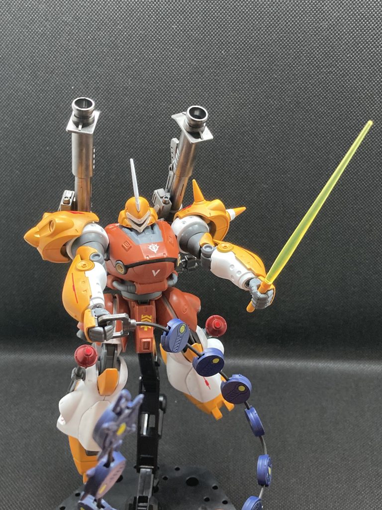 ケンプファーと言えば、チェーンマインですね。塗り分けてみましたが、不器用な者にとっては小さな丸の箇所を塗るのは少し大変でした。