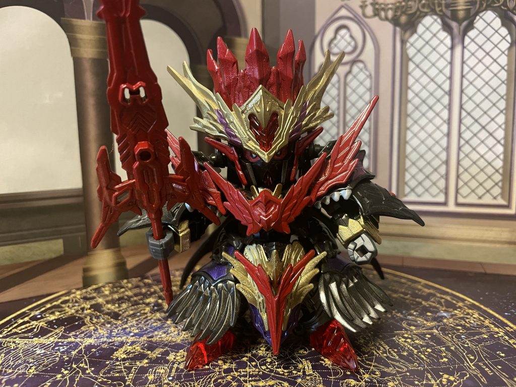 アーサーの神々しさから一転しています。カラーリングだけですが、かなり魔王っぽい。