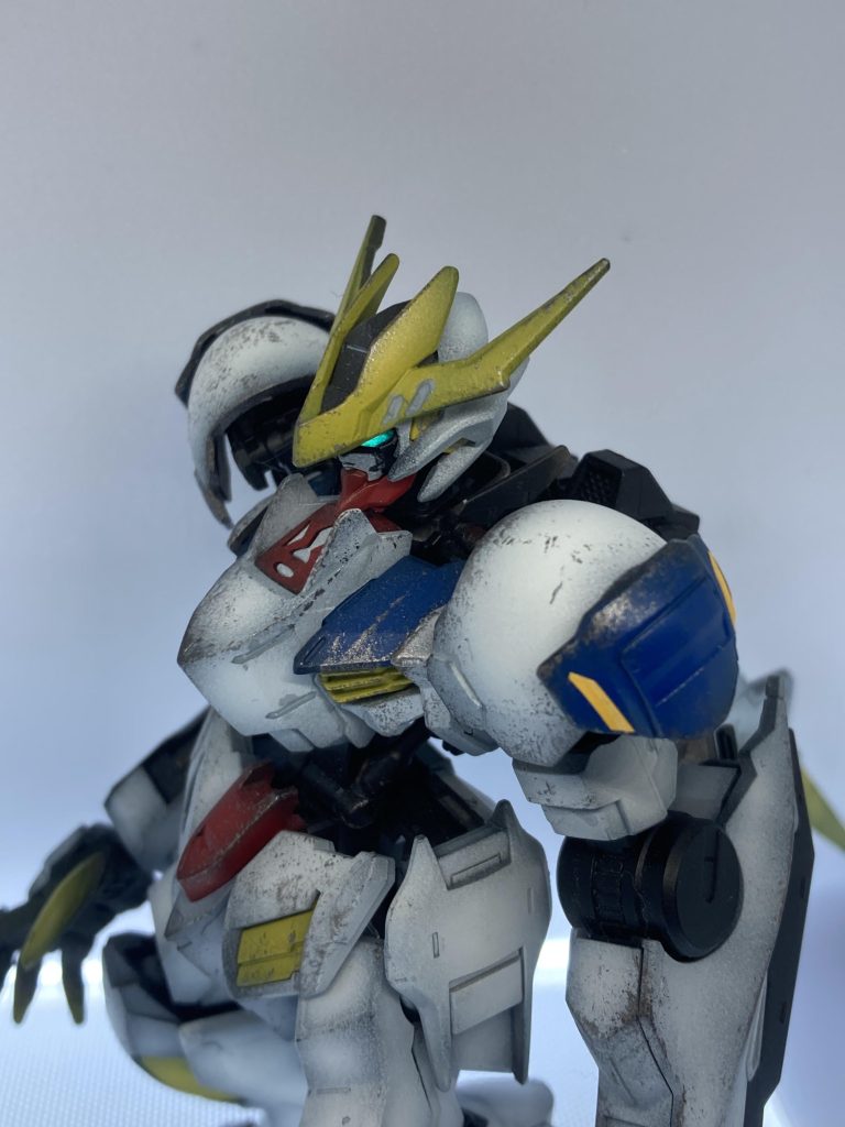 鉄血は一番好きなシリーズです。ルプスレクスの異形感も大好物です。