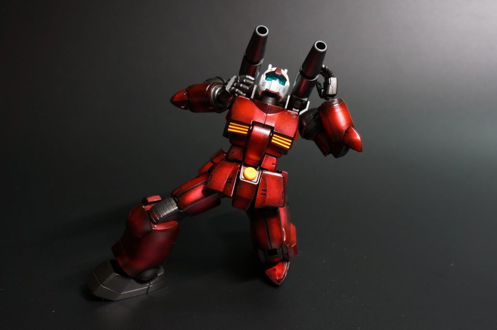 よろけながらも、撃つ！