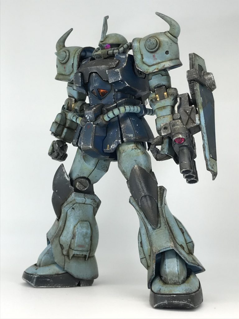 ほとんど過去作で良さげなのからアップしてるので当然の結果…😰モノアイと左腕の武器に付いているセンサーには100均のデコシールを使用、ヤスリ掛けしてないから光り方が微妙ですね、可能ならヤスリで軽く磨きましょうつや消しをケチったせいであまり艶も消えてない気がする…ガンスタは私個人のガンプラアルバムも兼ねているので、出来が微妙な汚プラも平気でさらけ出していくスタイル🙄