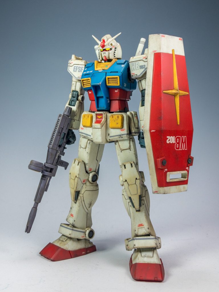 フロントビューです。控えめウェザリングで済ませようと思っていたのですが、完成したらだいぶ汚れてました(笑)グランドブラウンつよい!