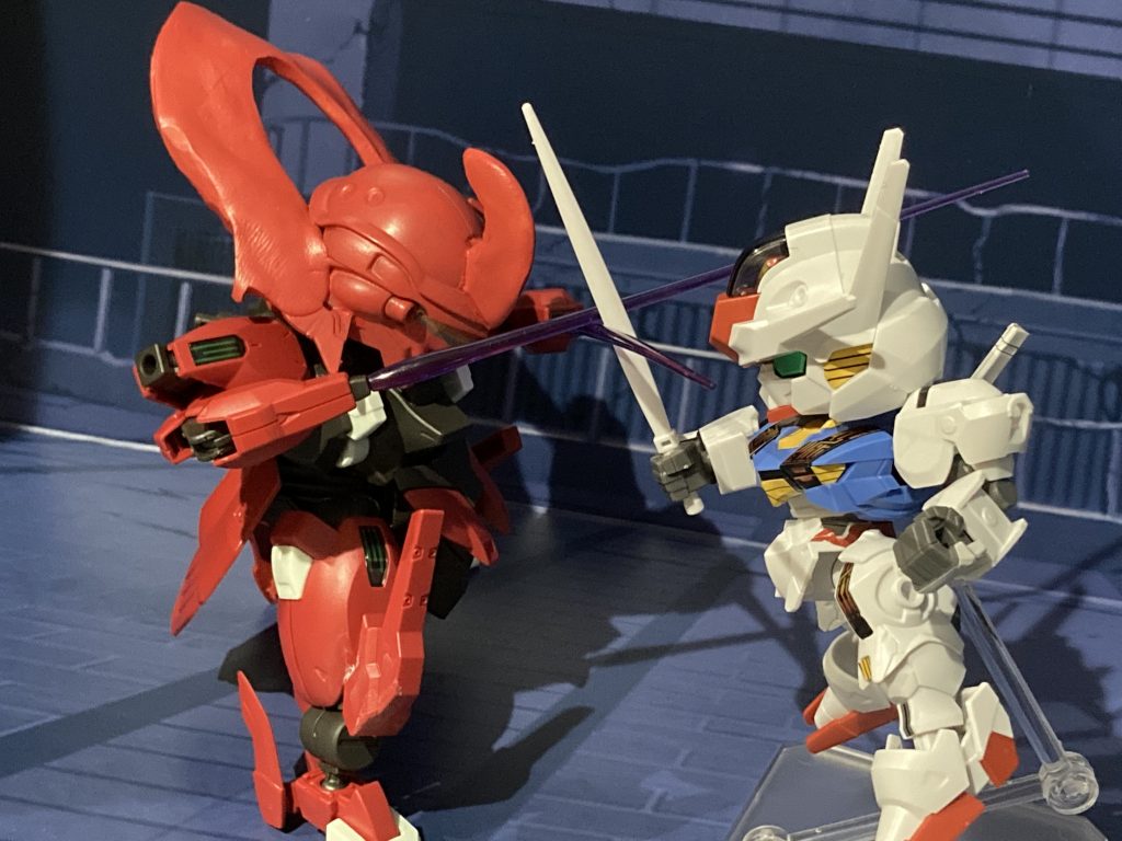 エアリアルと遊んでみた。ふた昔前のSDガンダムゲームのボスみたいな体格差