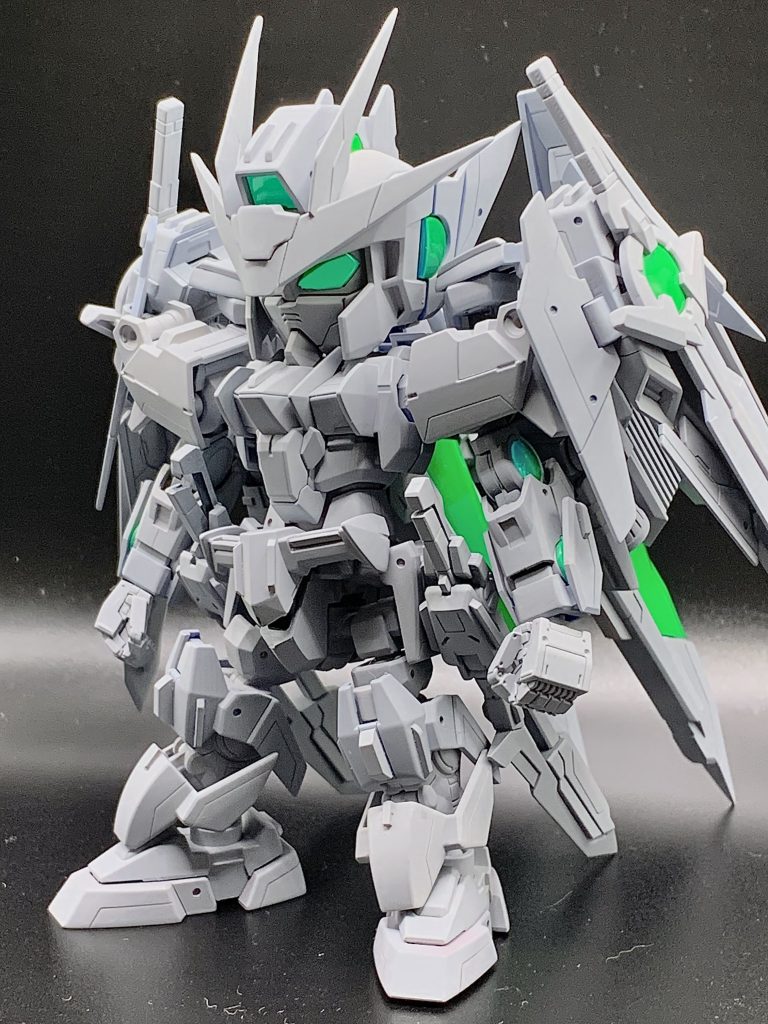 スジ彫りやプラ板でディテール追加した後にグレーサフでチェックこれがサフ萌えってやーつですね