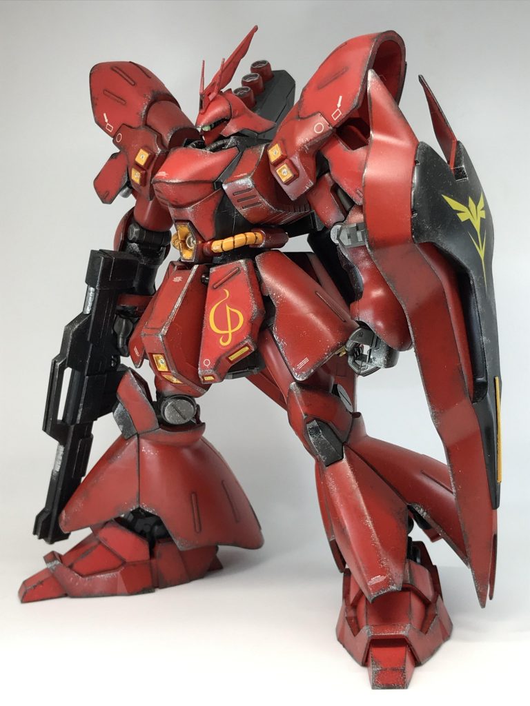 シールドを装備した状態シールド装備しない方が個人的にはカッコ良く写真が撮れるような気がしますねいつもサムネイルには撮った数枚の写真から、一番カッコよく撮れたと思う全身写真を使用してます