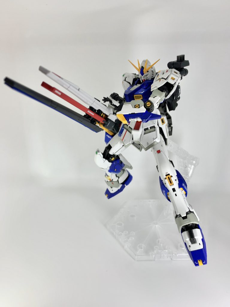 ロングレンジ・フィン・ファンネル展開