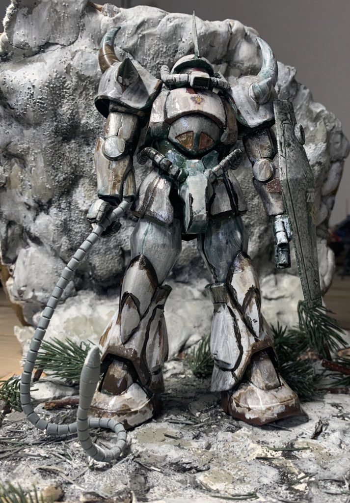 しかし、そのあと友人が、「まだ雪仕様にできる」と言ってくれて、本当は嫌だったけど訂正をすることにしました。