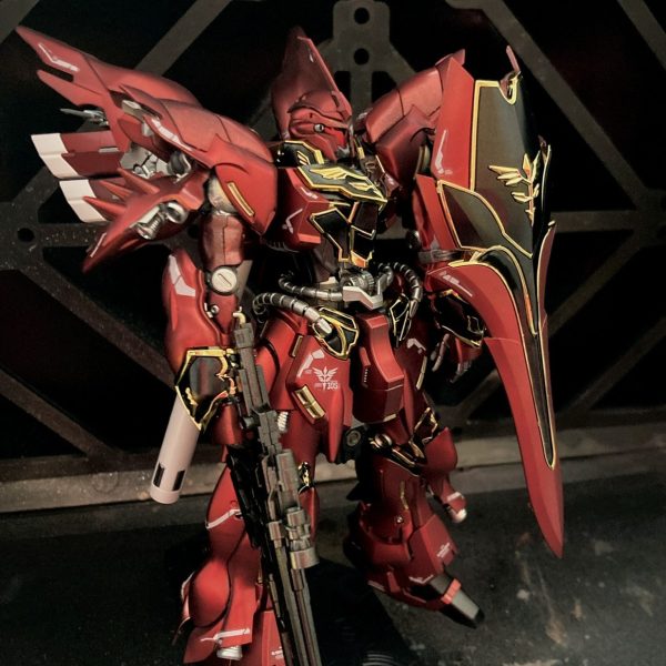 RG MSN-06S シナンジュ　マットキャンディ塗装