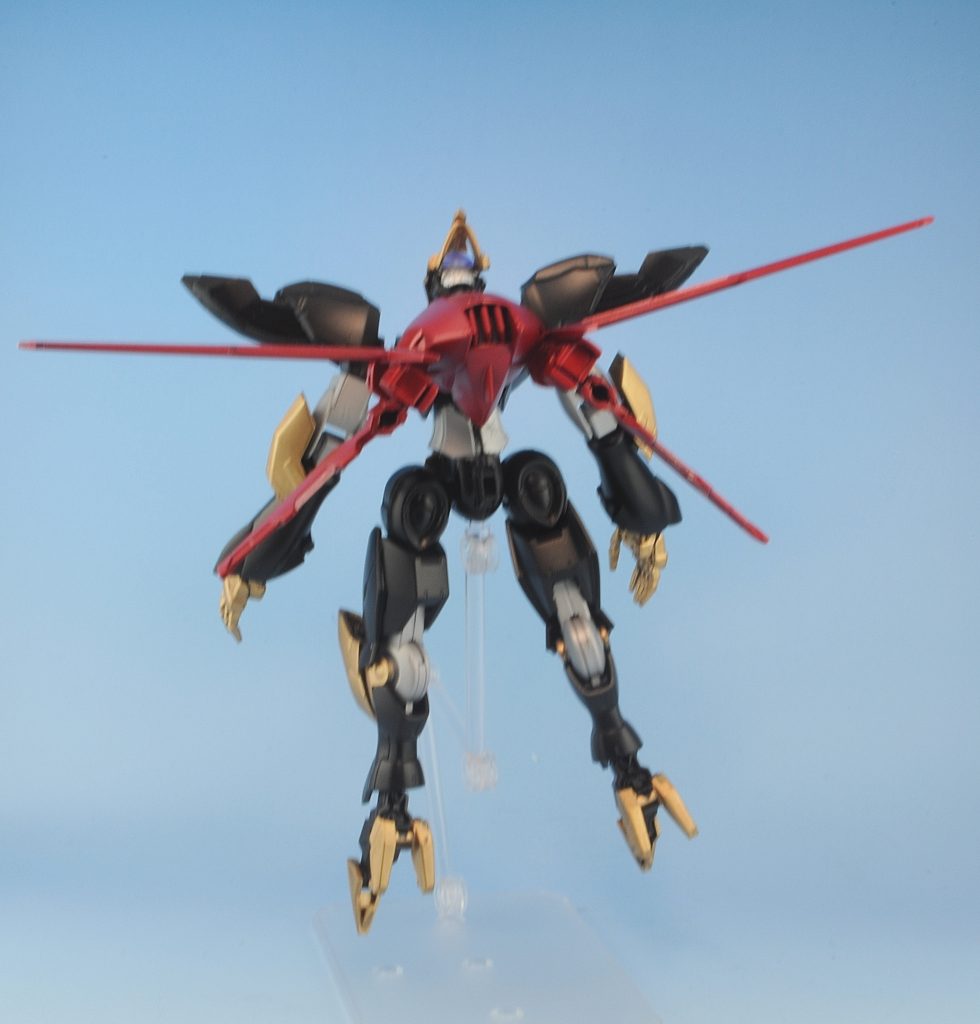 背面飛翔滑走翼もついてます