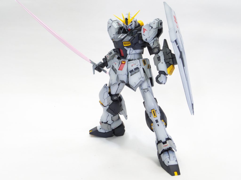RG νガンダム–3枚目/制作者：gunplacraft