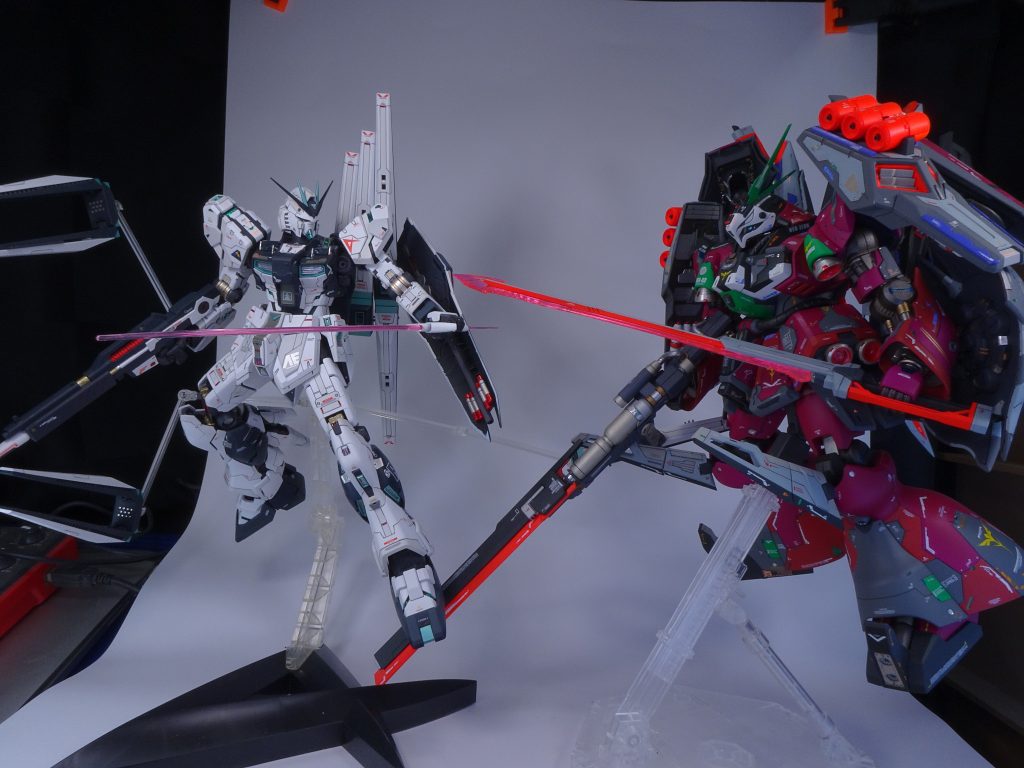 いつぞやのシャア専用ヤクトドーガと対決させてみました。