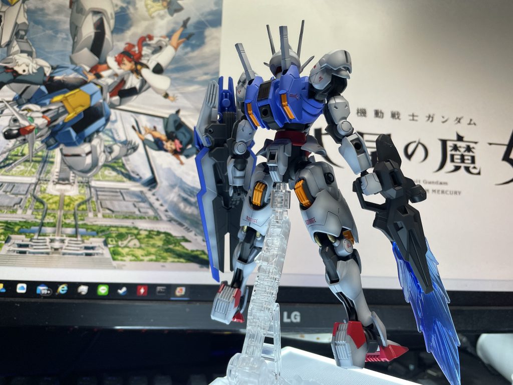 逃げたら１つ、進めば２つ手に入るって–4枚目/制作者：M.sen