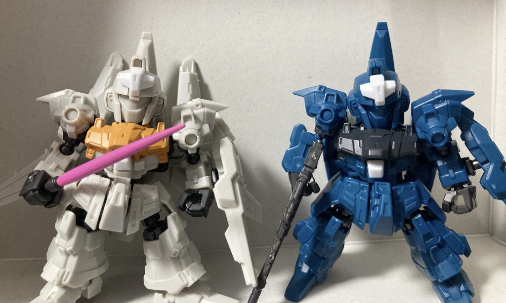 モビリティジョイント組んだところ。造形は素晴らしいのですが色はほとんど分かれていません。