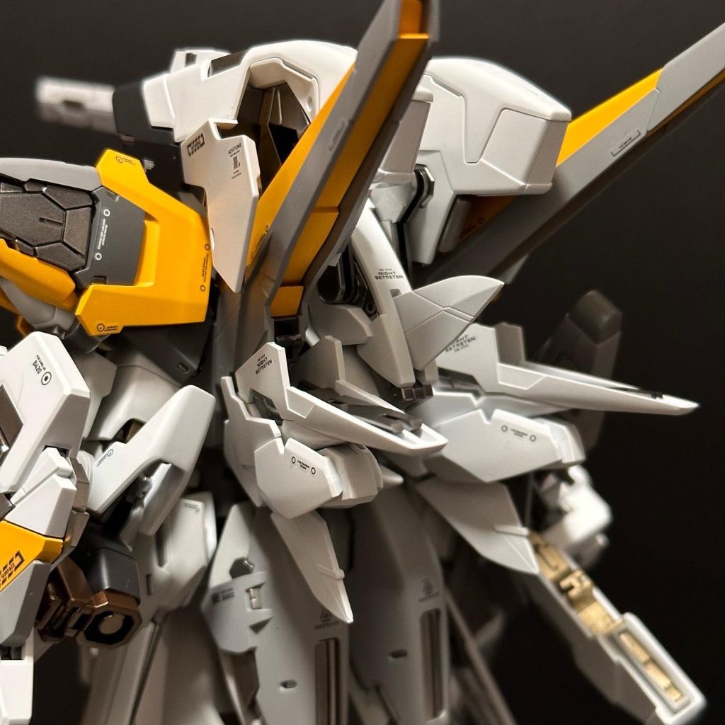 V2アサルトバスターガンダム–3枚目/制作者：ジュン