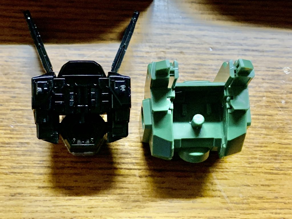 ブラストインパルス接続部加工前右RGフォースシルエット左HGブラストシルエット