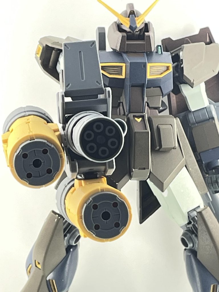 30MMよりポルタノヴァ水中のタンクを使用イメージはジーラインのガトリングスマッシャーを装備