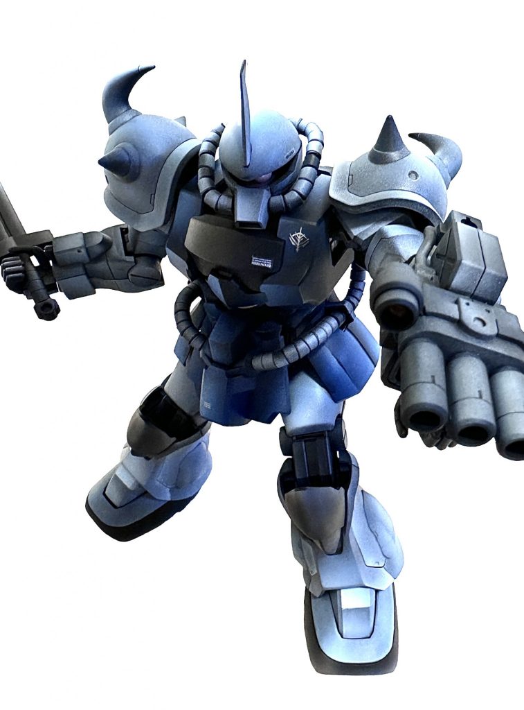 お馴染みのポーズで。動力パイプが回ってますね💦回転したり根本から外れたりでこのキットの難しい部分でした。