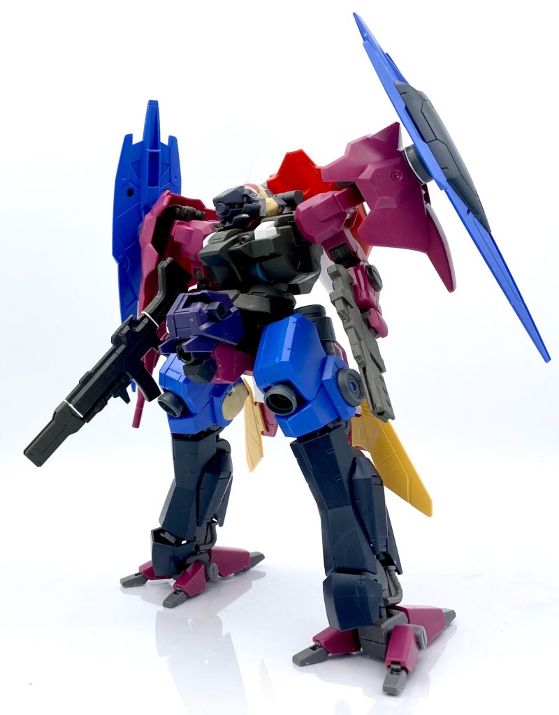 塗装前1頭部と脚部の付け根はかなりいじってるけどそれ以外は割とポン付けのお手軽改造です。ガザCの脚部は使い勝手が良いよねぇ